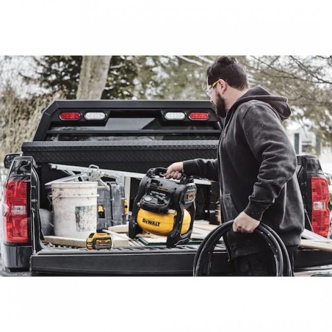 Compresseur XR Advantage 18V 10L - DCC1018N-XJ - machine nue - Bricozor 2.jpeg DEWALT