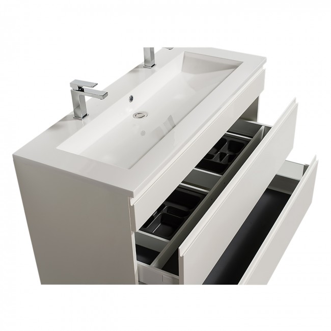 3 - AdŠle reposant blanc 120 int‚rieur.jpg BATHDESIGN