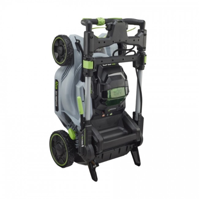 3570523683655-5.jpg EGO