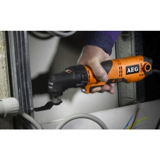 Multitool OMNIPRO 300 W avec tête multifonction-OMNI300KIT1 3.jpeg AEG Powertools