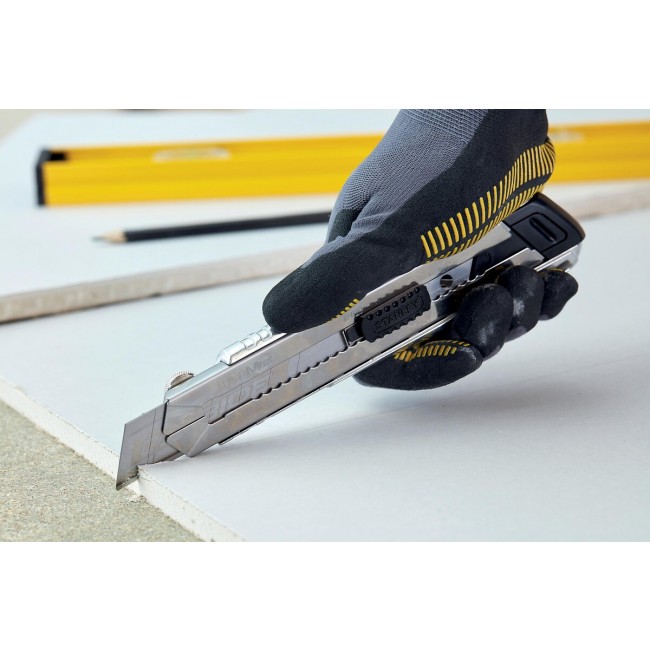 pm_11812_173_173158-1jmu89dkx6-whr.jpg STANLEY