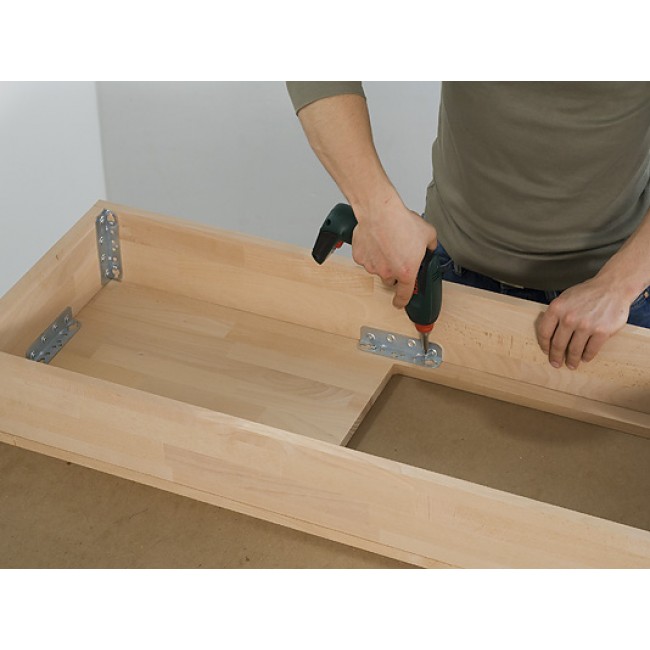 ferrure table.jpg LUDMANN
