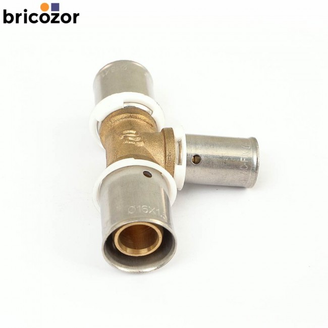 C4_BOUT3187482_B.jpg BOUTTÉ