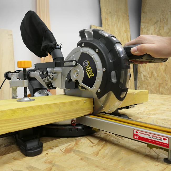 Scie à onglet radiale 1700W - Ø210mm - multi-matériaux - Bricozor.jpeg FARTOOLS