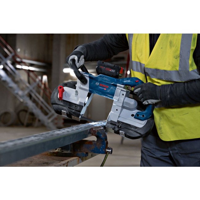GCB_18V_127_Application_Cable_Tray_Close_Up_15_T3 (1).jpg BOSCH