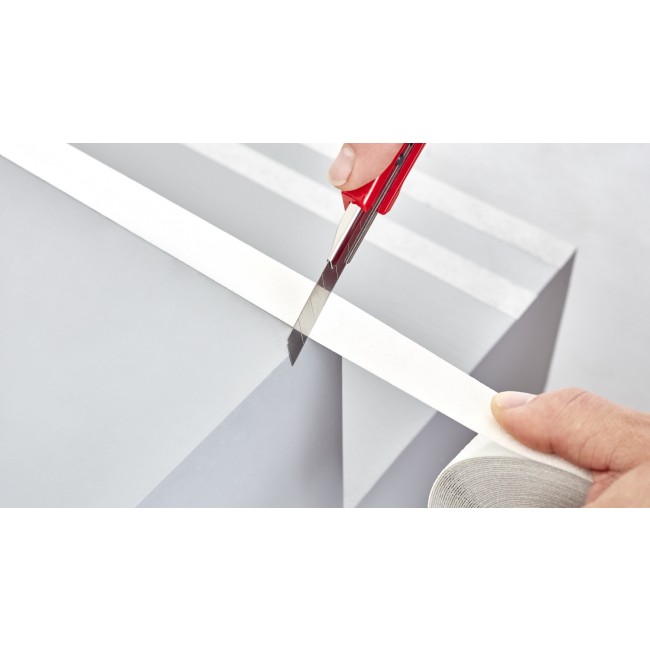 tesa-60952-anti-slip-tape-clear-step5of6-ap.jpeg TESA Adhésifs