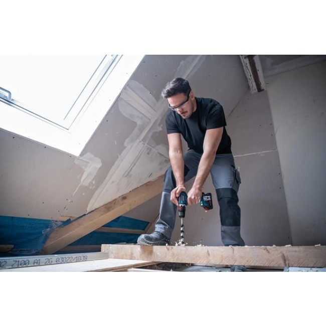 o390335v117_GSR_18V-90_FC_application_GFA-18-M021.jpg BOSCH