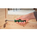 o407260v117 DIY_Hand_Tool_UNIVERSAL_SCREWDRIVER_application_002_3200x1800px.jpg BOSCH
