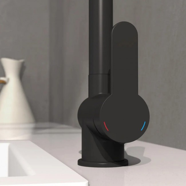 london-mitigeur-cuisine-basse-pression-avec-bec-extractible-noir-mat (1).jpg SCHÜTTE