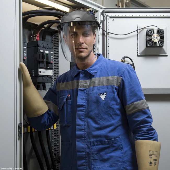 ifs20_highlight.jpg BOLLÉ