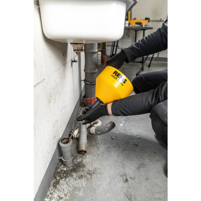 170010R_A0004-0001.jpg REMS