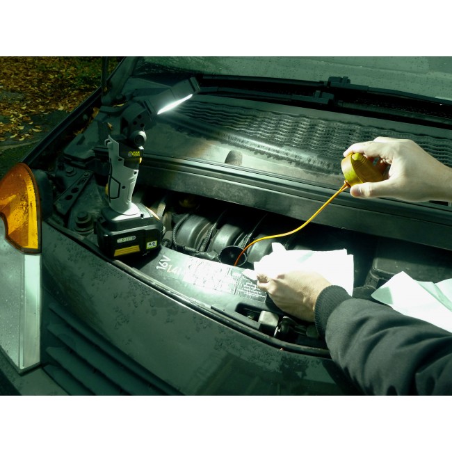 Lampe sans fil - LED - 18V - XF-LIGHT - Bricozor 2.jpeg FARTOOLS