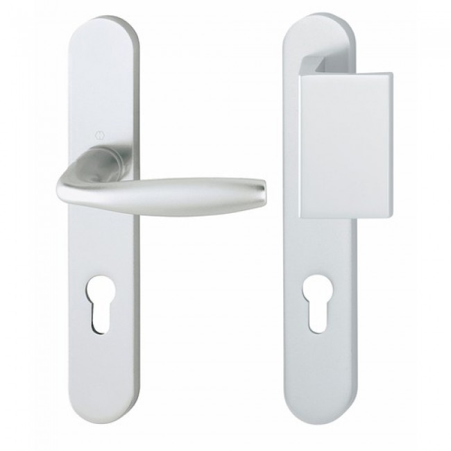 Ensemble-poignee-porte-plaque-paliere-cylindre-new-york-argent-hoppe.jpg HOPPE