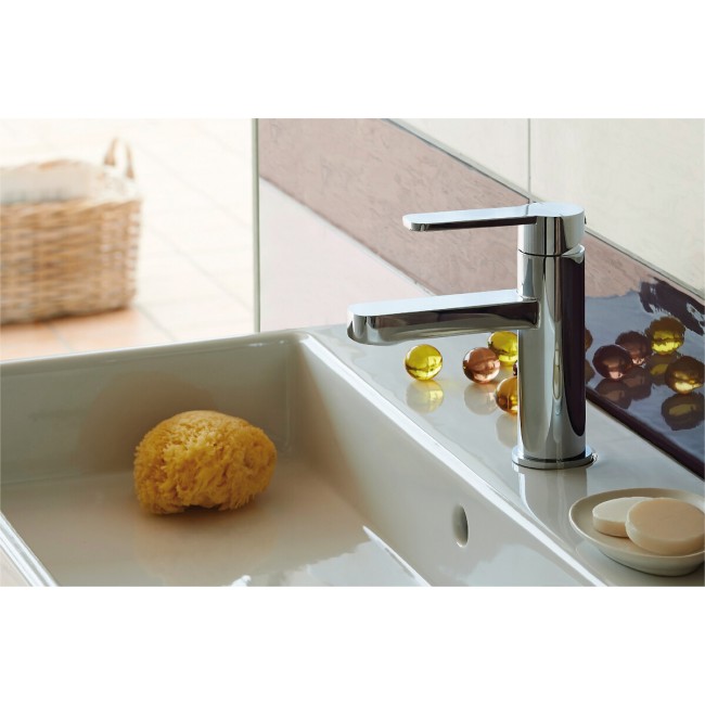 406708-4cm7uk34ie-whr.jpg IDEAL STANDARD