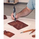 Dremel 2050 Stylo+ multifonction et 15 accessoires - F0132050SM utilisation 1.jpg DREMEL