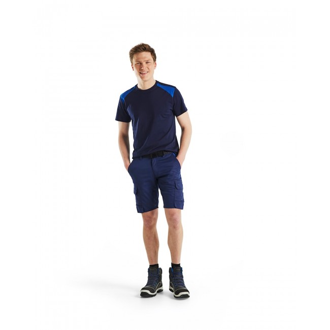 337910428885_FRONT.jpg BLAKLADER