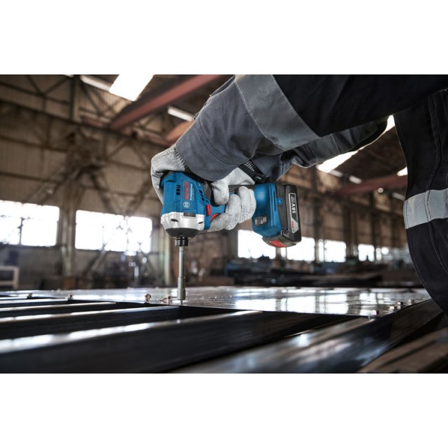 BoschGDR18V-215close-up07.jpg BOSCH