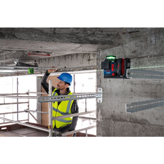 GLL_18V-120-33_CG_18V_Application_Ceiling_TargetPlate_T9 (2).jpg BOSCH