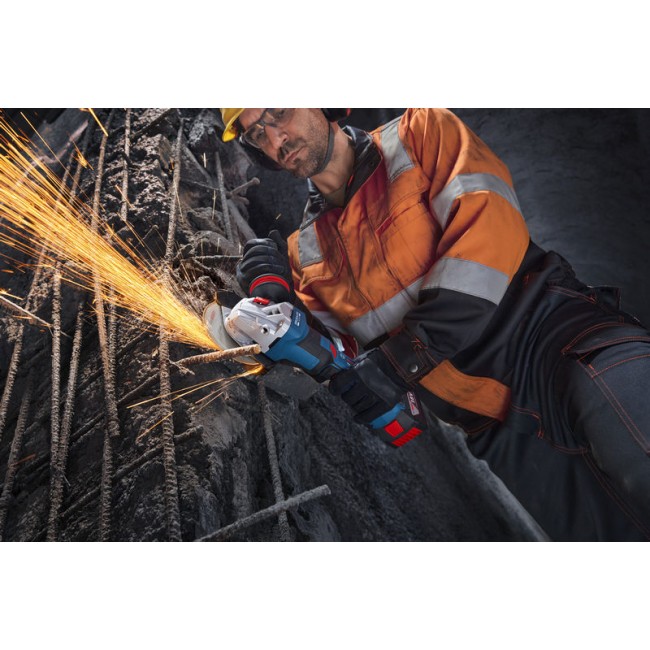 PRO_GWS18V_11PS_ApplicationImage_Wide_03.jpg BOSCH