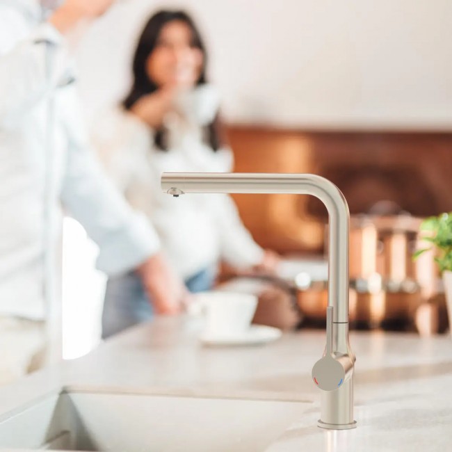 aquastar-pro-mitigeur-avec-systeme-de-filtration-inox (15).jpg SCHÜTTE