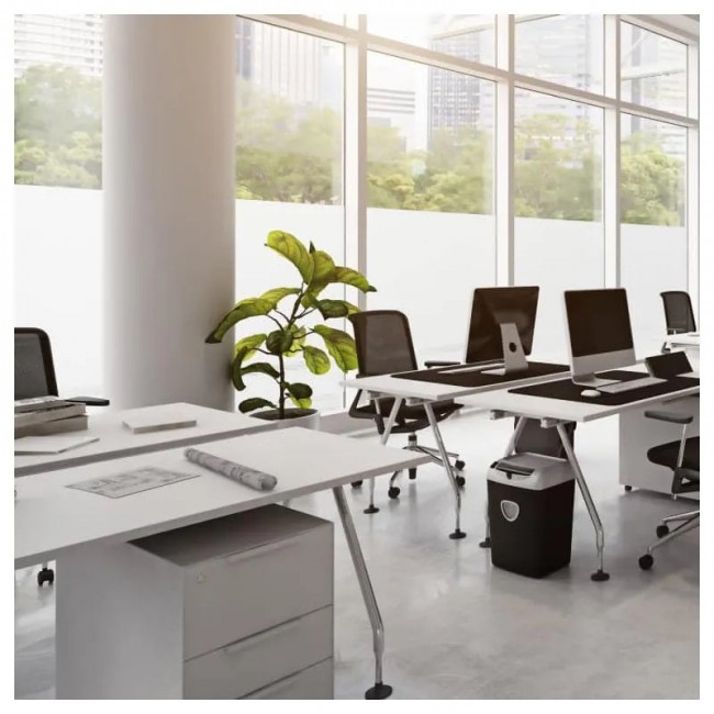 film-depoli-translucide-adhesif-3.jpg NORDLINGER