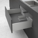 559050_Umrandung_Siphonabdeckung_eckig_AvanTech_YOU_silber_shop.jpeg HETTICH