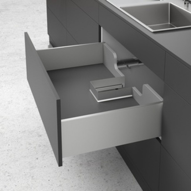 559050_Umrandung_Siphonabdeckung_eckig_AvanTech_YOU_silber_shop.jpeg HETTICH