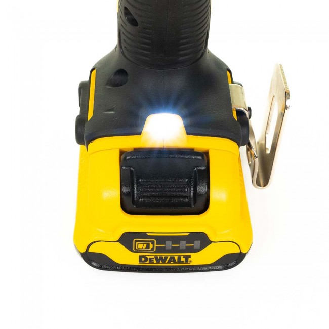 9_A1_640537_BZ_6554.jpg DEWALT