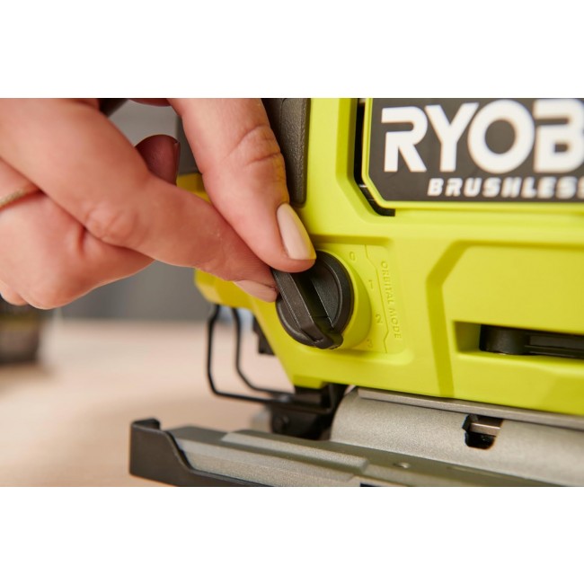 Scie sauteuse pendulaire sans fils 18 volts ONE+ - Solo - RJS18BL-0-4.jpg RYOBI