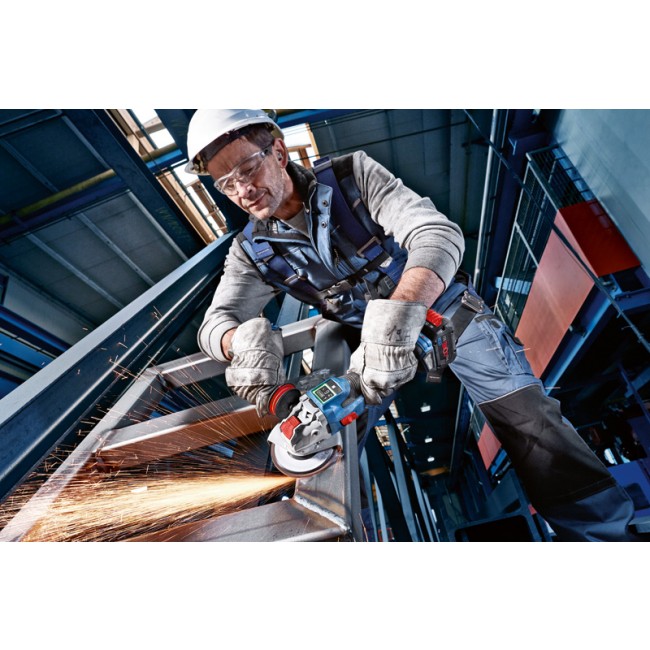 GWX_18V-15_SC_application_faechersch-058_bluelook (11).jpg BOSCH