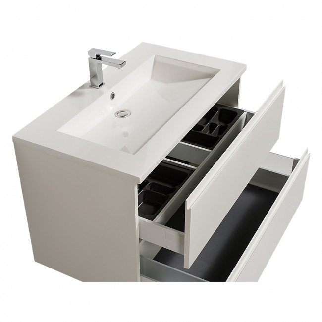 3 - AdŠle suspendu blanc 90 int‚rieur.jpg 