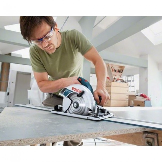 scie-circulaire-1800w-190mm-gks-65-gce-0601668901-bosch-square-1000x1000 (1).jpg BOSCH