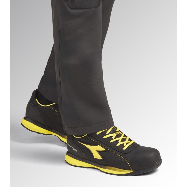 pm_11812_714_714750-go1xdd4kt4-whr.jpg Diadora Utility