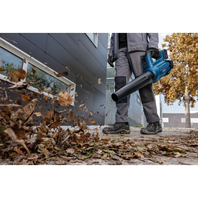 o412696v117 GBL_18V-750_application_wideangle_hero_biturbo4913_T8.jpg BOSCH