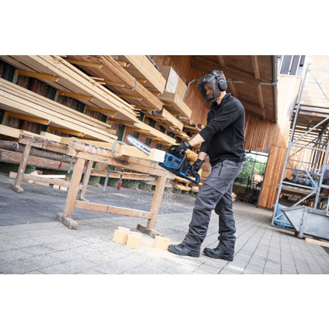 gke_18v-40_application_carpentry_beam_full_body_01907_t2_HH.jpg BOSCH