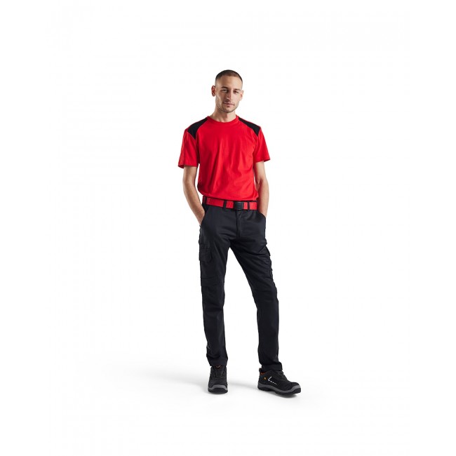 337910425699_FRONT.jpg BLAKLADER