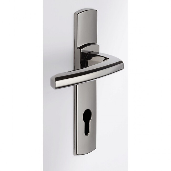 pm_11812_163_163438-lv5lk7hfnx-600.jpeg VACHETTE