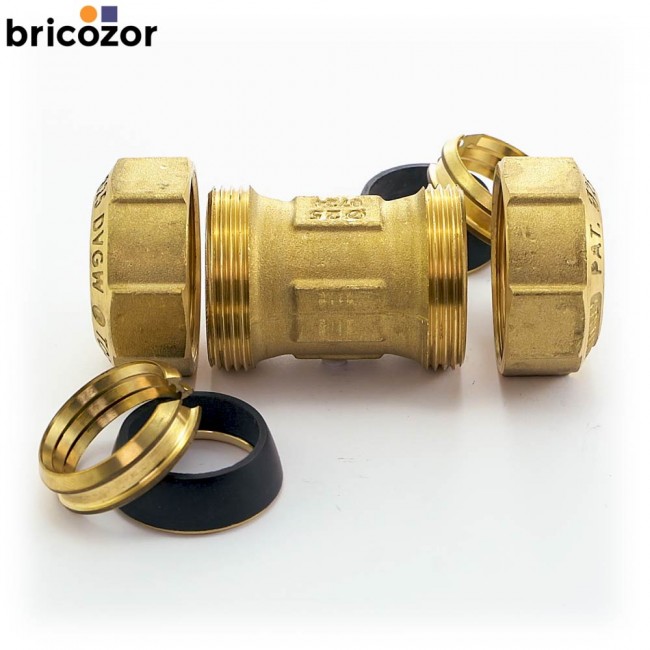 1_E1_658126_00000.jpg EFFEBI