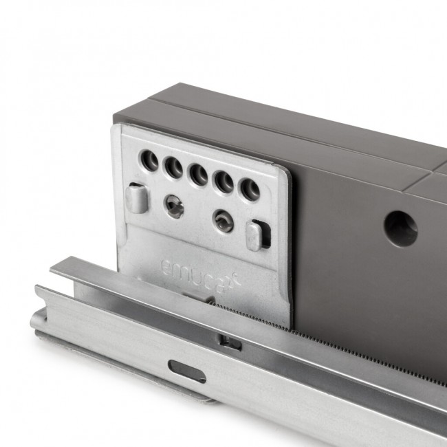 FM8310BI62085_7132052_SZ6.jpg EMUCA