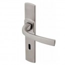 Poignee-porte-plaques-cle-L-muze-vachette-platine.jpg VACHETTE