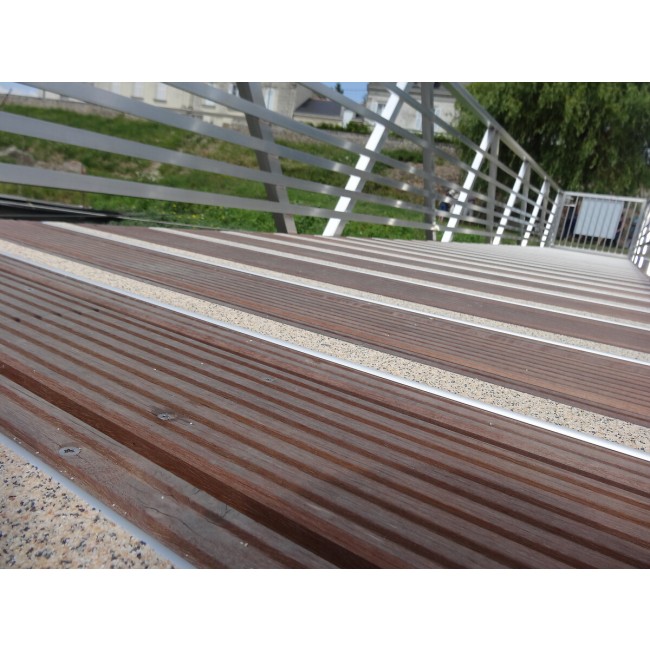 pm_11812_587_587623-m6b5y23ils-whr.jpg WATTELEZ