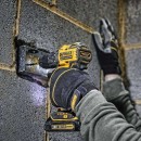 perceuse-visseuse-sans-fil-18v-2x2ah-dcd708d2t-qw-dewalt-square-1000x1000.jpg DEWALT