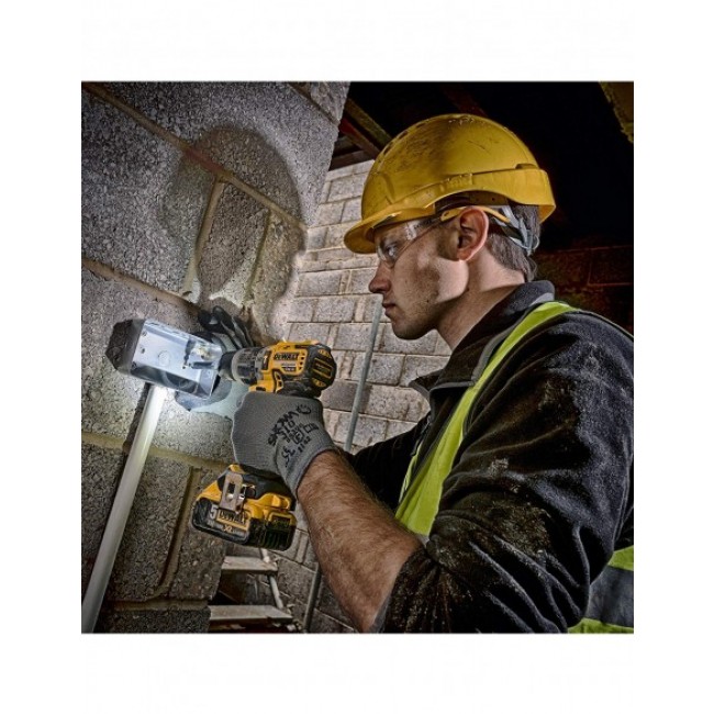 dewalt-kit-dck422p3t-dcd796-dch273-dcf887-dcg405-3-x-50-ah-dcb115-tstak-ii-tstak-vi.jpg DEWALT