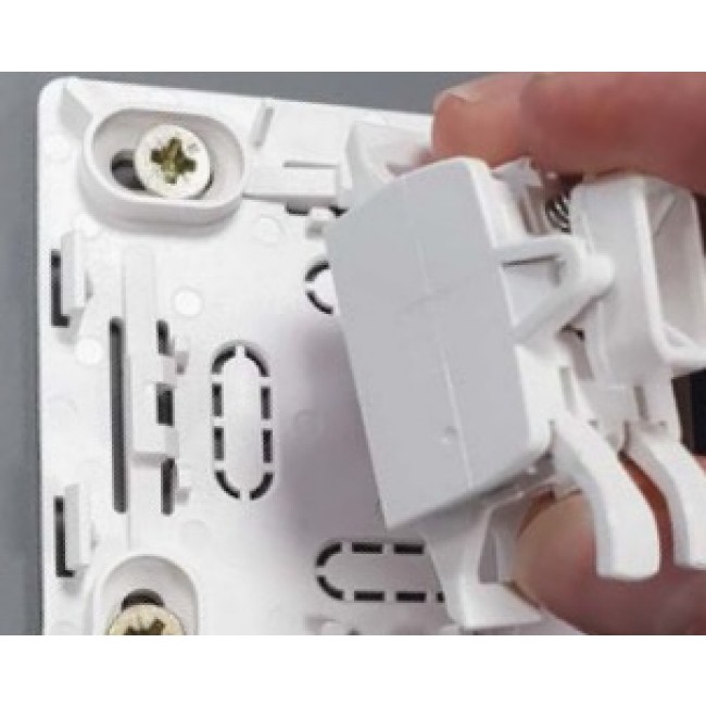 schéma pose bouton poussoir lumineux Debflex Bricozor 5.jpg DEBFLEX