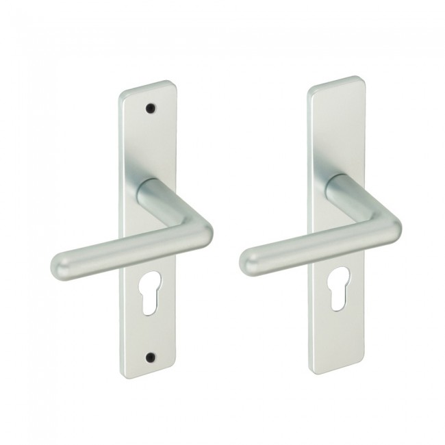 Poignees-plaques-rectangulaires-cle-I-cylindre-golf-vachette-argent-2-cols-rallonges.jpg VACHETTE