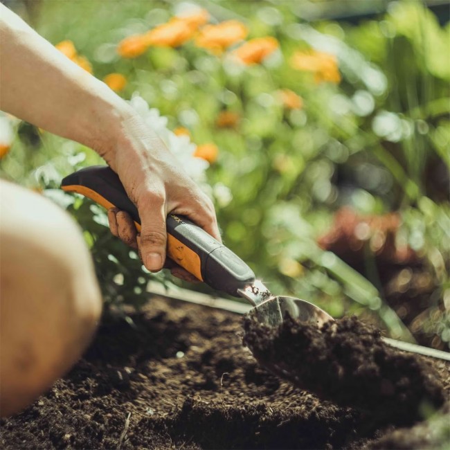 FIS1027043_4.jpeg FISKARS