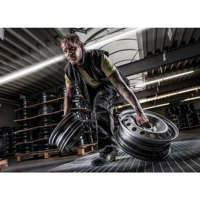 pm_11812_203_203806-6ap8cynidu-800.jpg PUMA