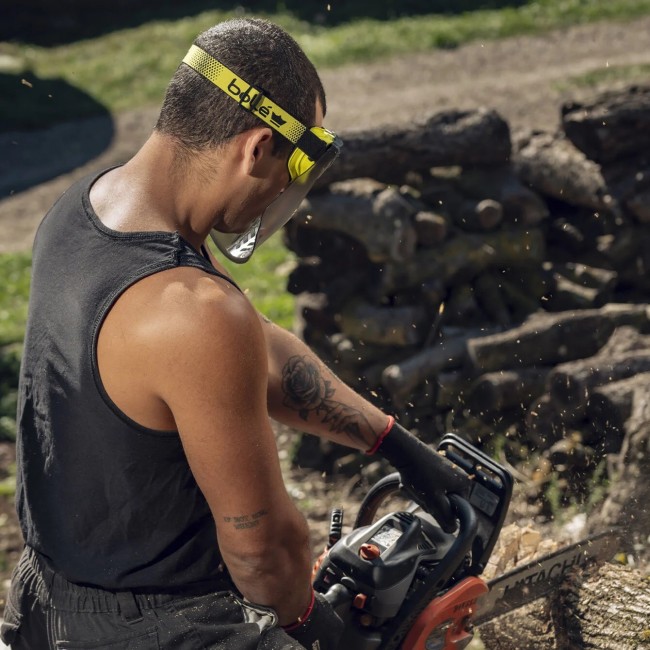 UNIVGN00W-03.jpg BOLLÉ