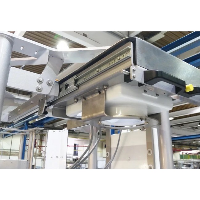 cs---rovema-tubular-bag-machinery-case-study-9301-dbhand_1.jpg ACCURIDE