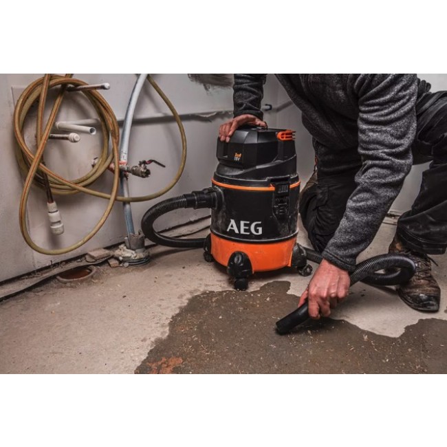 Aspirateur de chantier 18V - Solo - BWD18-0-1.jpeg AEG Powertools